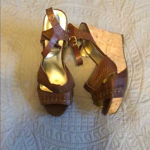 Guess wedges - Picture 3 of 3